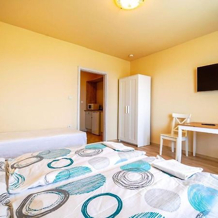Apartmany Karmon Park Veľký Meder Екстериор снимка