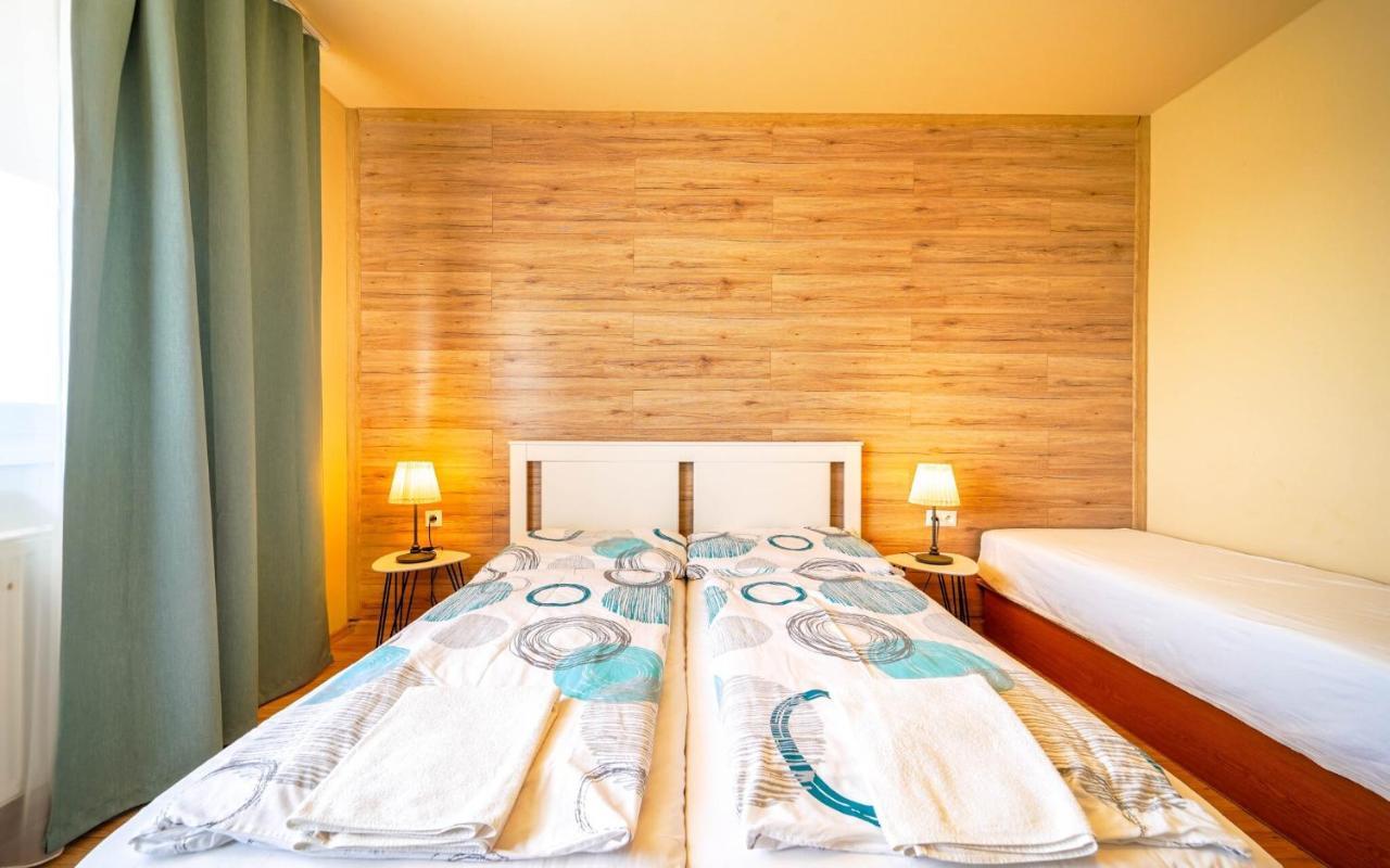Apartmany Karmon Park Veľký Meder Екстериор снимка